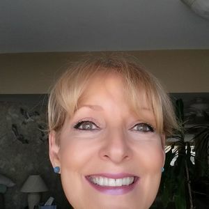 Meet your Posher, Janet